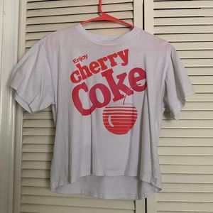 ✨cherry coke cropped tee